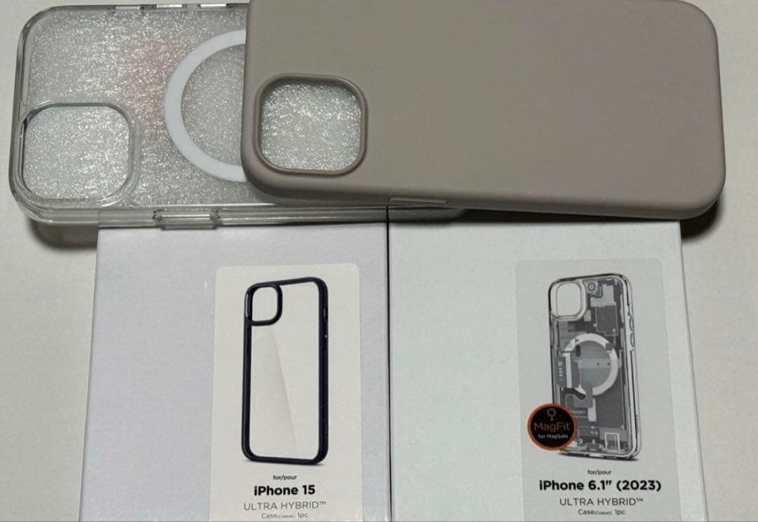 【美品・付属品完備】iPhone 15 128GB ブルー ケース4種付