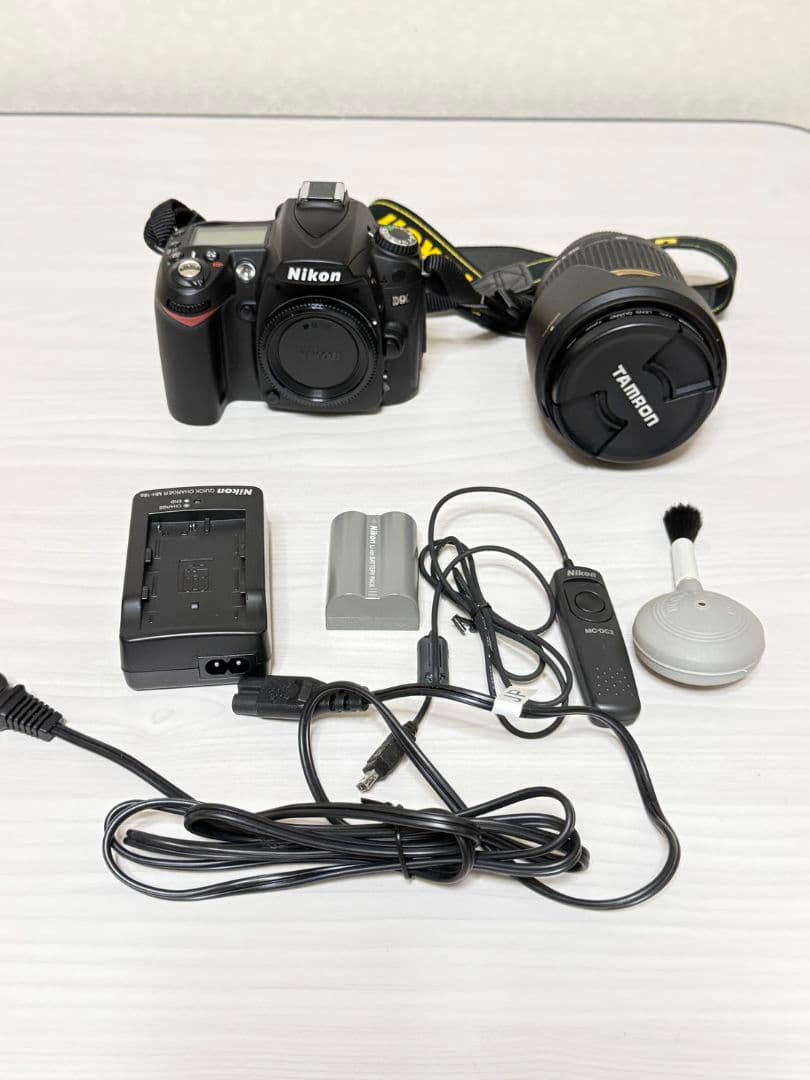 タムロンレンズ　 Nikon D90 デジタル一眼レフカメラ レンズ付き