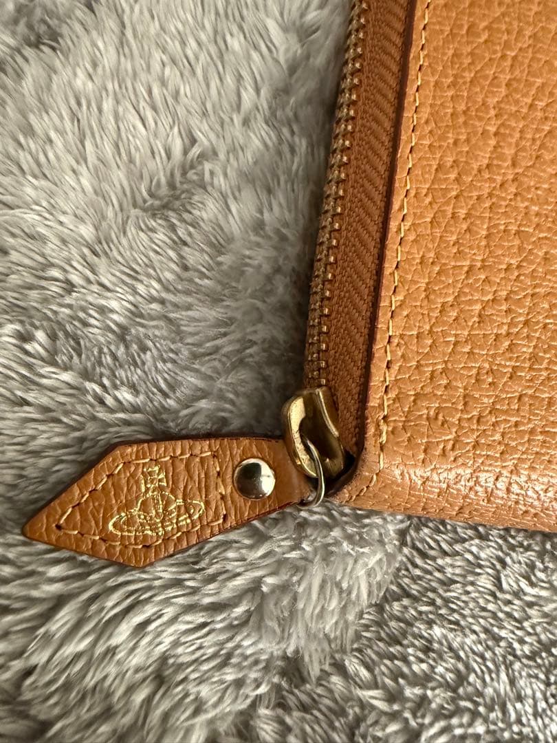 お値下価格☆美品☆ヴィヴィアンウエストウッド☆EXECUTIVE ラウンドジップ