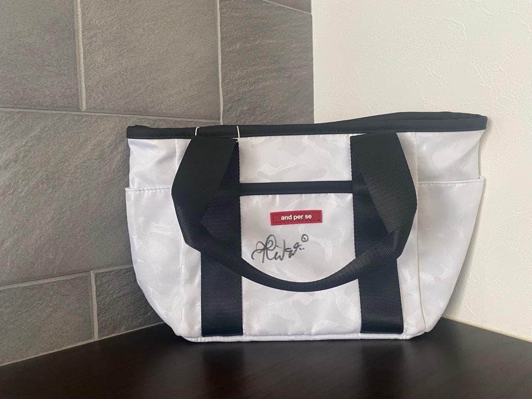 ま*こ様 【都玲華】and per seサイン入りラウンドトートバッグ