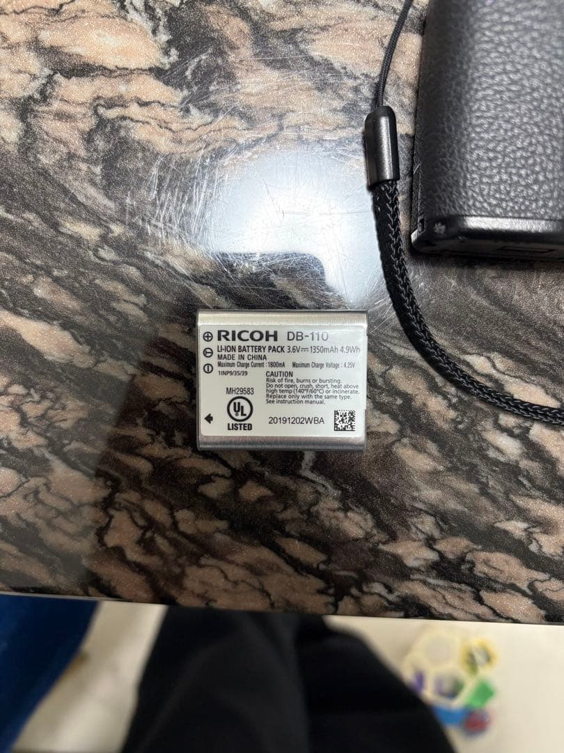 RICOH GR IIIデジタルカメラ 本体と付属品