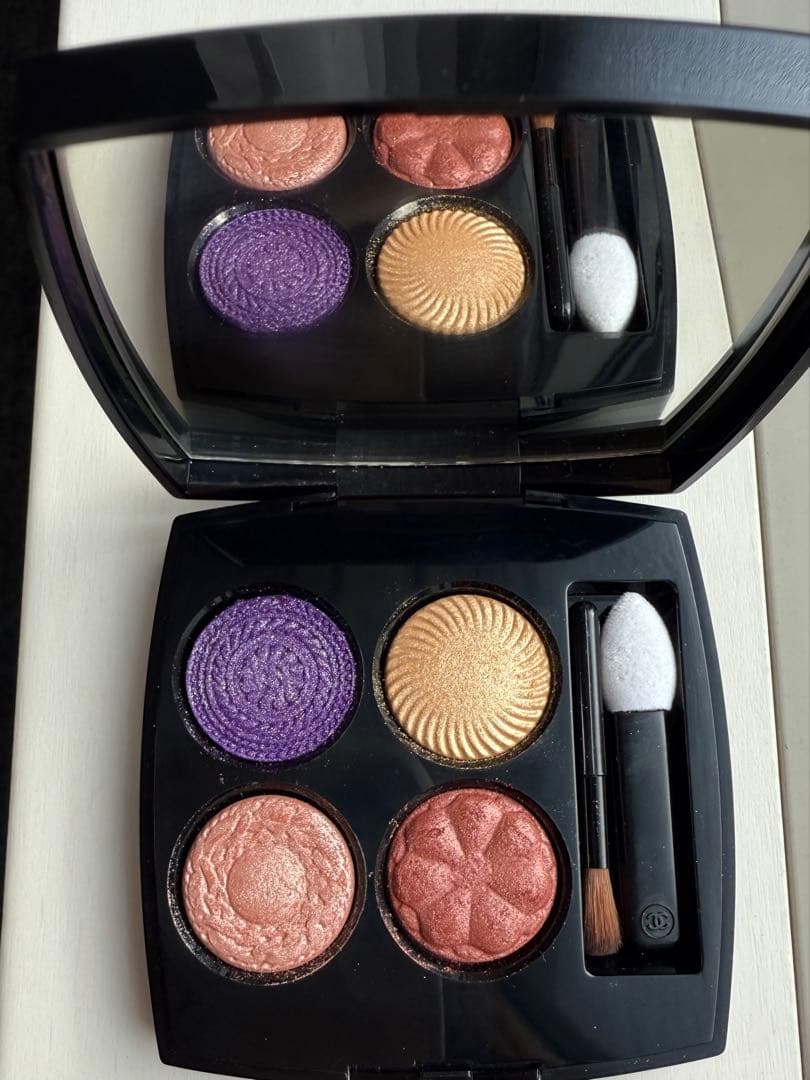 CHANEL アイシャドウパレット 239 ブトン バロック　限定品　完売品