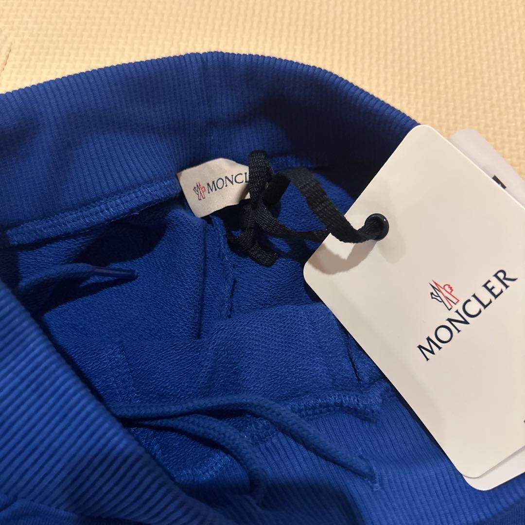 《新品》モンクレールキッズハーフパンツ　6anni