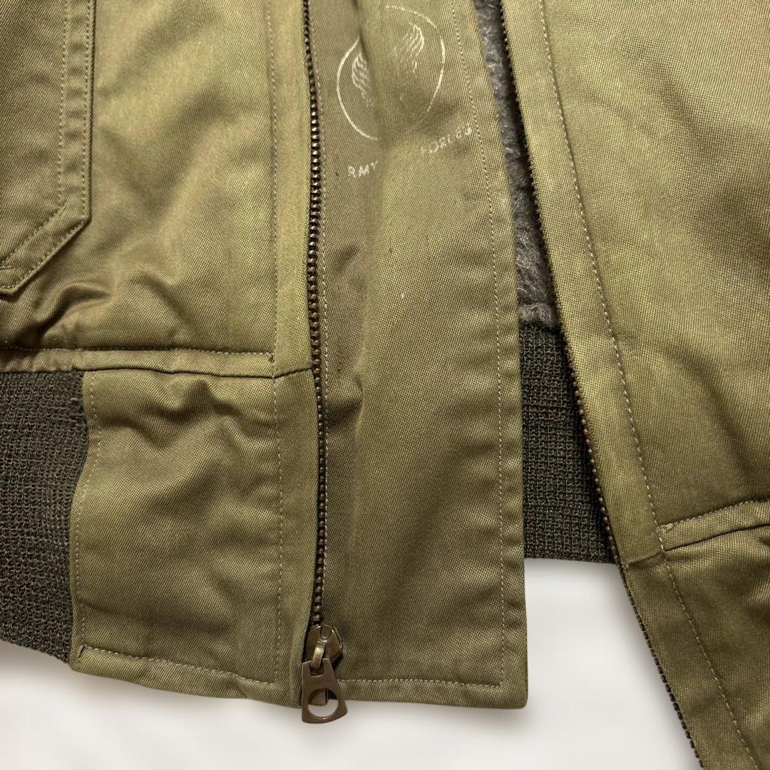 バズリクソンズ B-10 フライングタイガー ラフウエア復刻