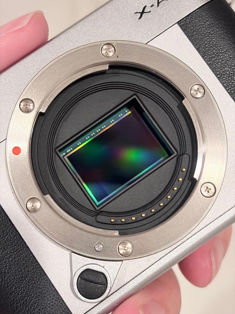 Fujifilm X-A5 ミラーレスカメラ 神レンズ付き