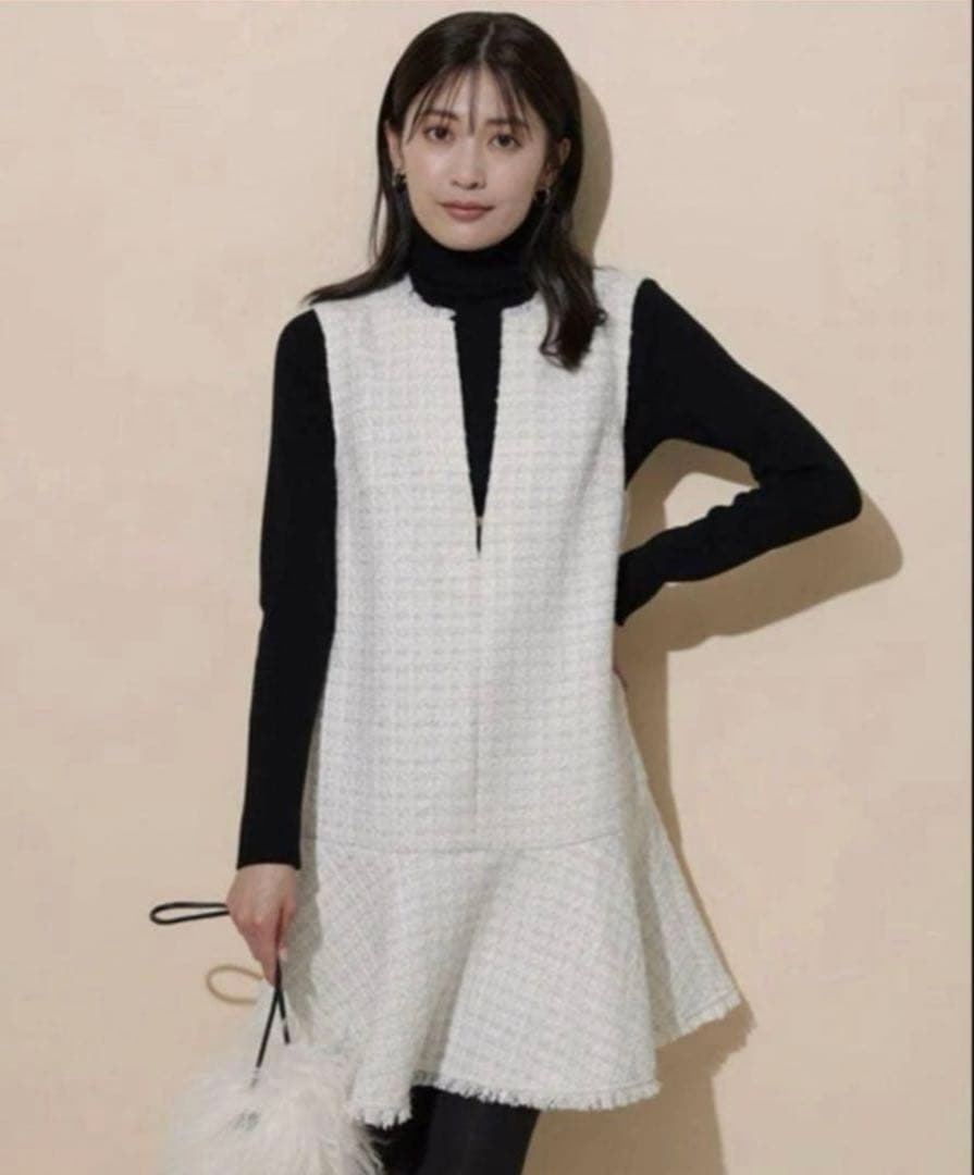 新品タグ付きApuweiser-riche ツイードペプラムミニワンピース