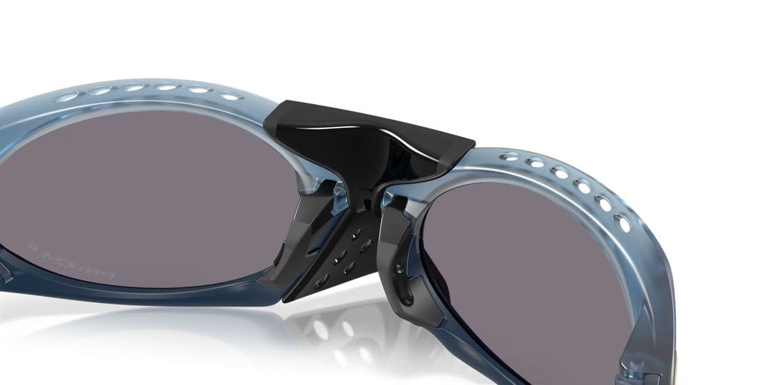 正規品ケース付きOakley プランタリス偏光レンズ新品トラビススコット愛用商品