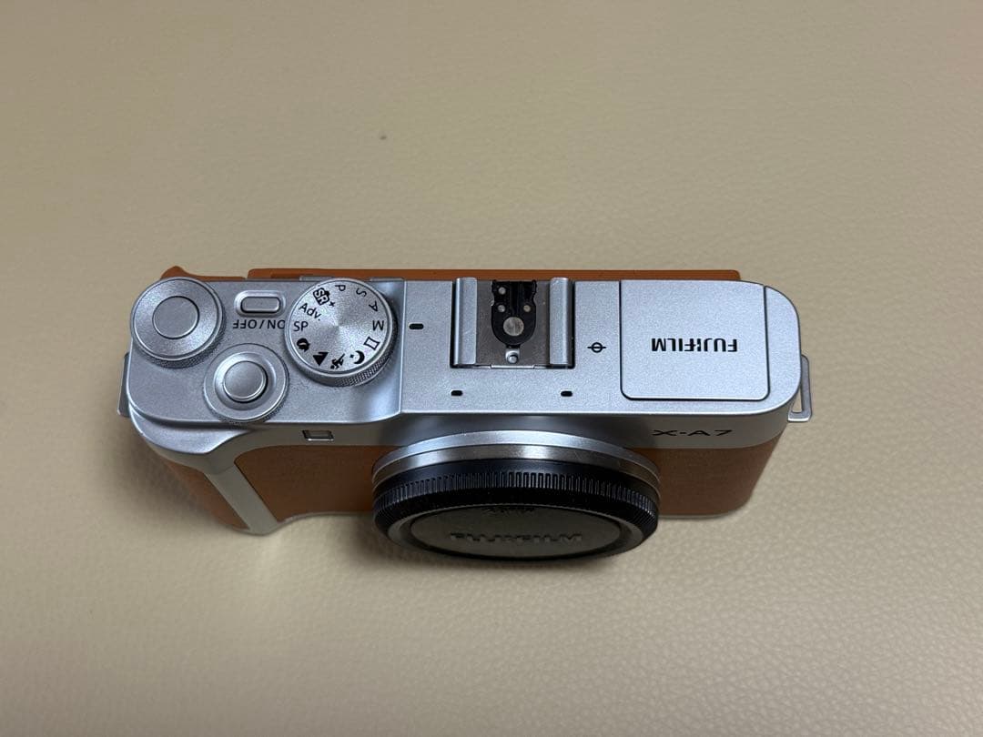 T*y様 FUJIFILM X-A7 ミラーレスカメラ、15-45mmレンズキッ