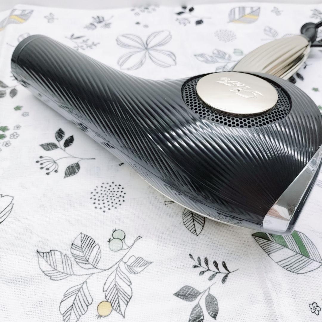 ほぼ未使用⭐️付属品完備 Refa リファ ビューティック ドライヤー MTG