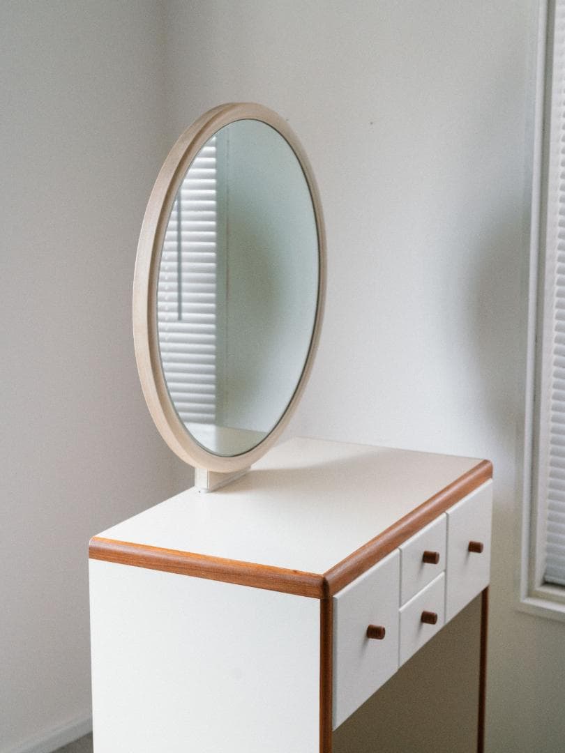 ヴィンテージ　サイドボード 収納 デスク ドレッサー　ミッドセンチュリーモダン