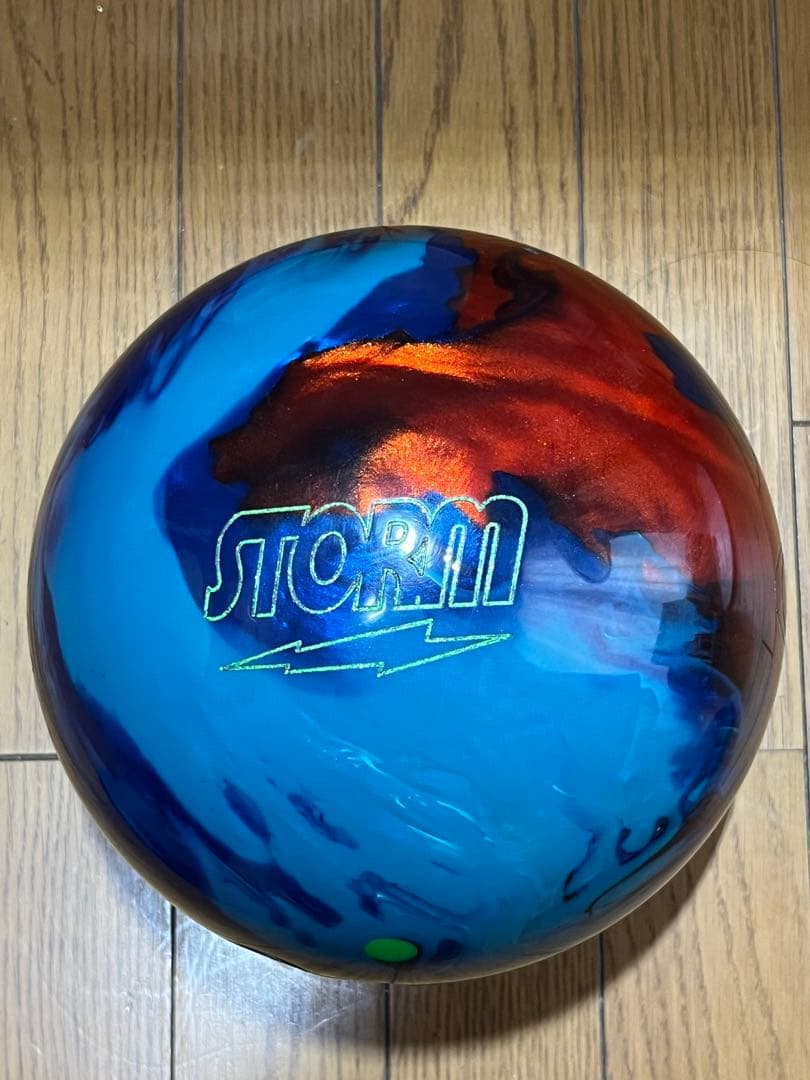 STORM ABSOLUTE パールボウリングボール15ポンド