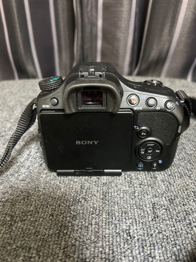 SONY ソニー α65 （SLT-A65V）デジタル一眼レフカメラ レンズ付き