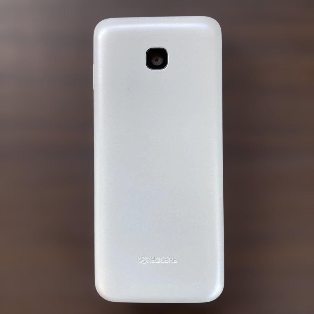 【SIMロック解除済】au GRATINA KYF42(箱・取説付)ホワイト