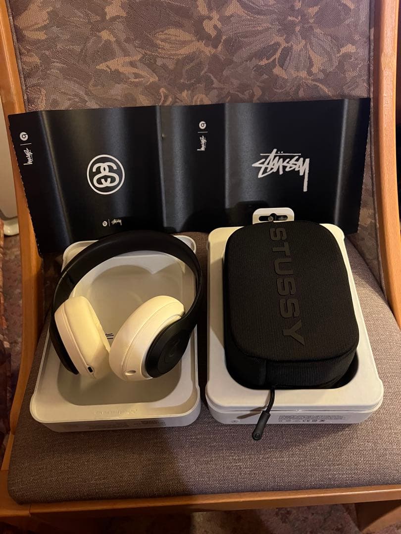 【極美品】ステューシー×ビーツ バイ ドレ ワイヤレスヘッドホン