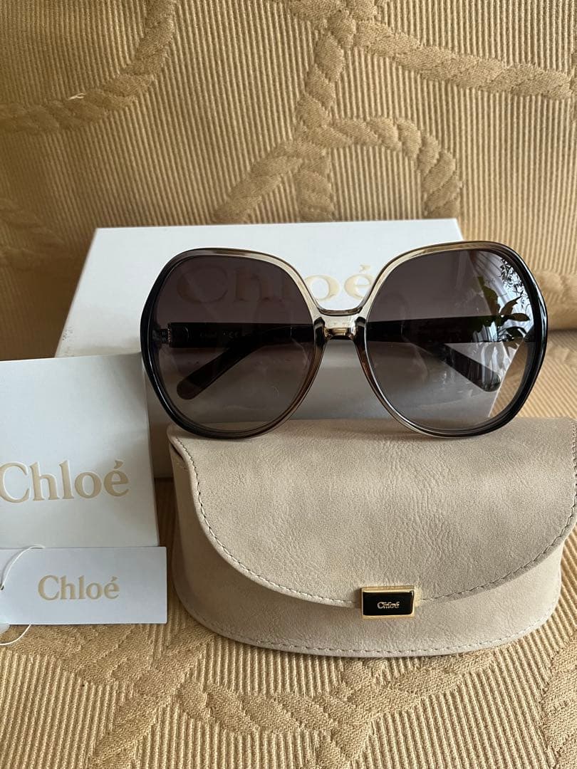 Chloé ☆サングラス ☆ブラック/グレー☆新品に近い極美品