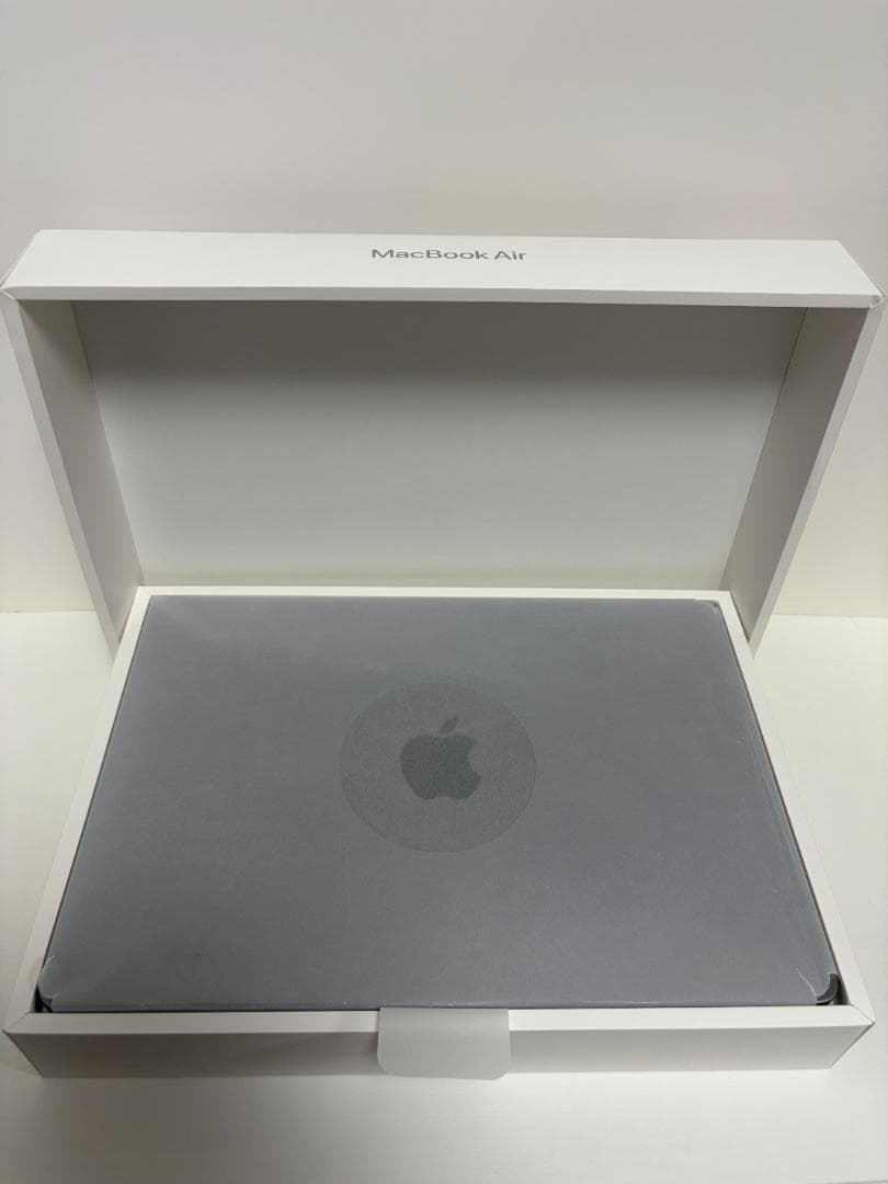 【ジャンク】画面映らず　Macbook Air M2 256GB メモリ8GB