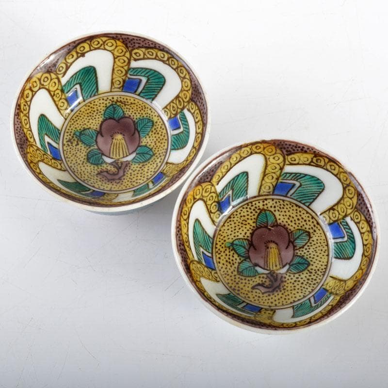 九谷焼　二代徳田八十吉造　青手　椿文　盃　一對　共箱　V　R4720