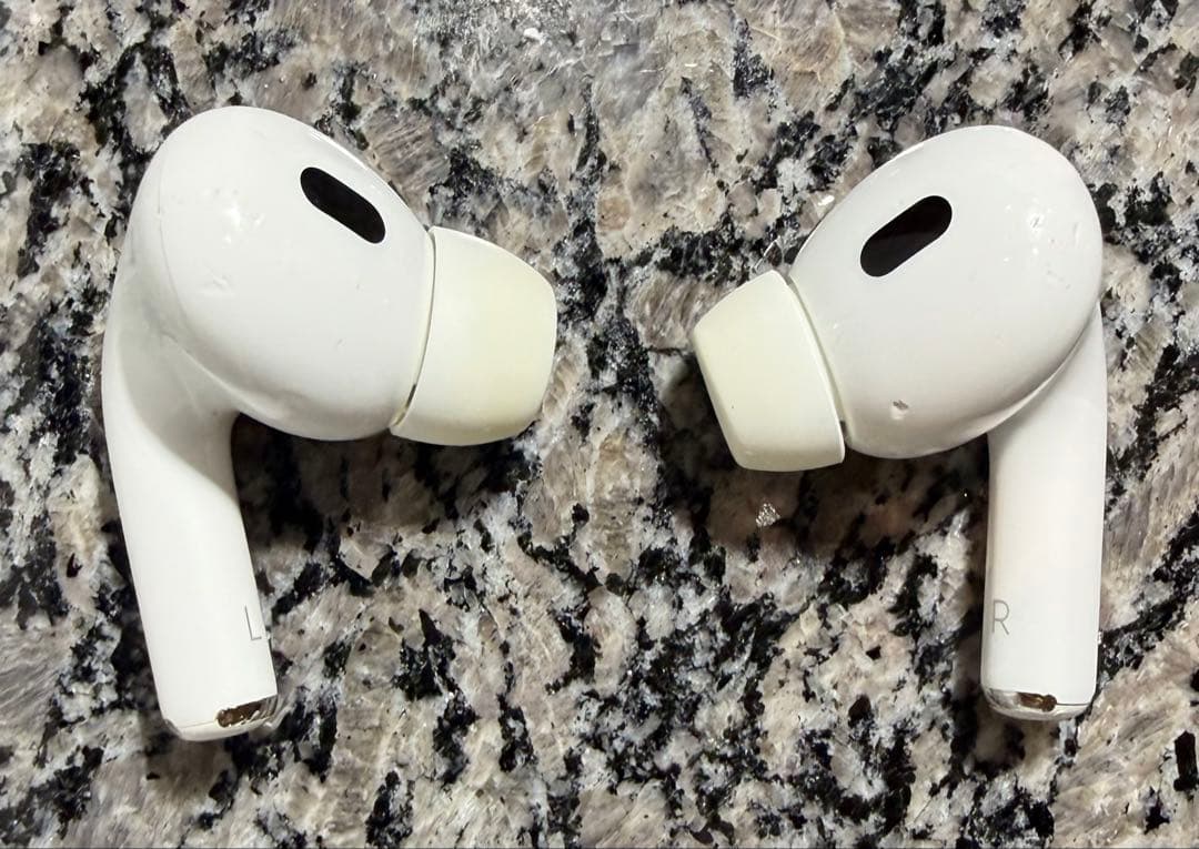 AirPods Pro2＋充電ケース(ライトニング＆MagSafe)★刻印有★