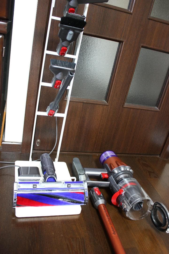 ダイソンdyson digital slim fluffy SV18