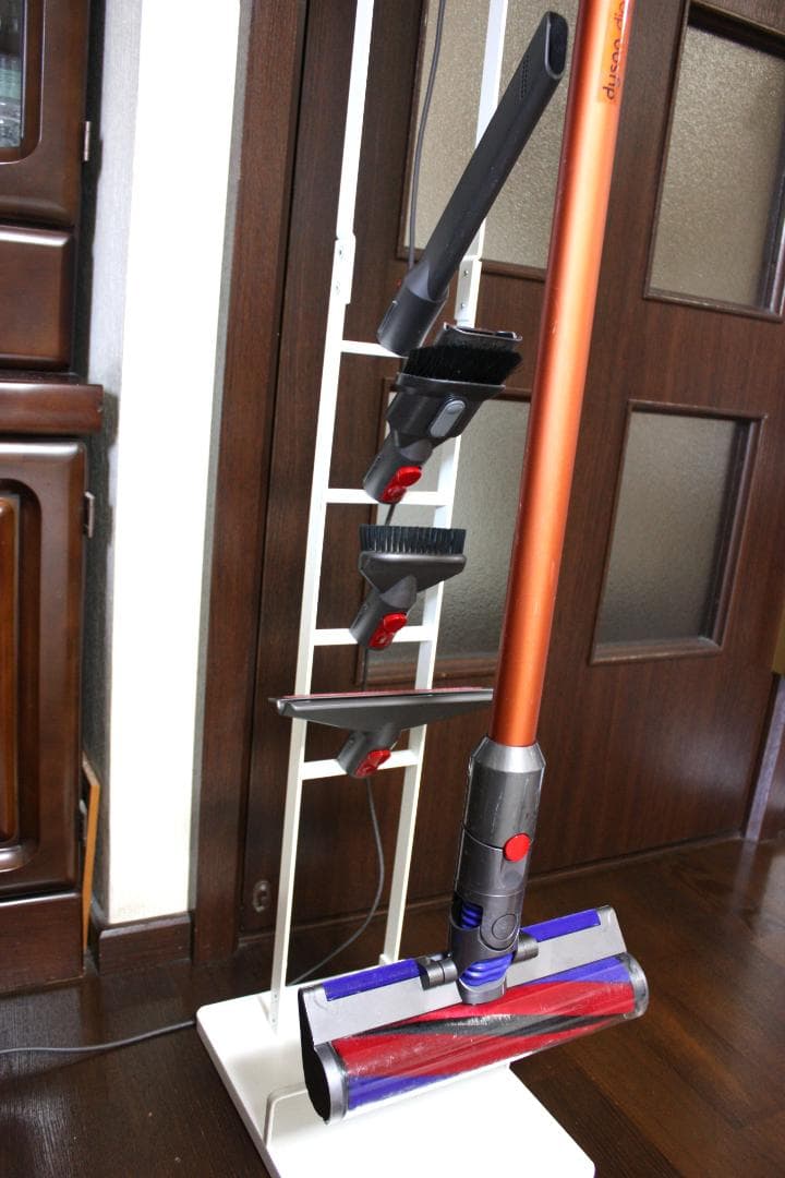 ダイソンdyson digital slim fluffy SV18