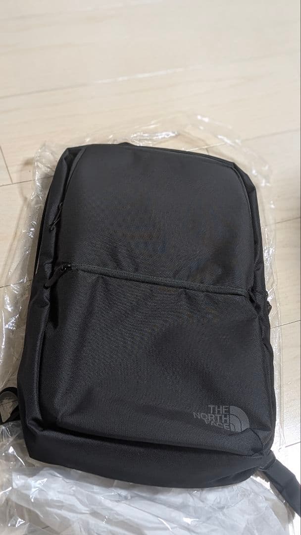 ザノースフェイス シャトルコレクション デイパック スリム 15L