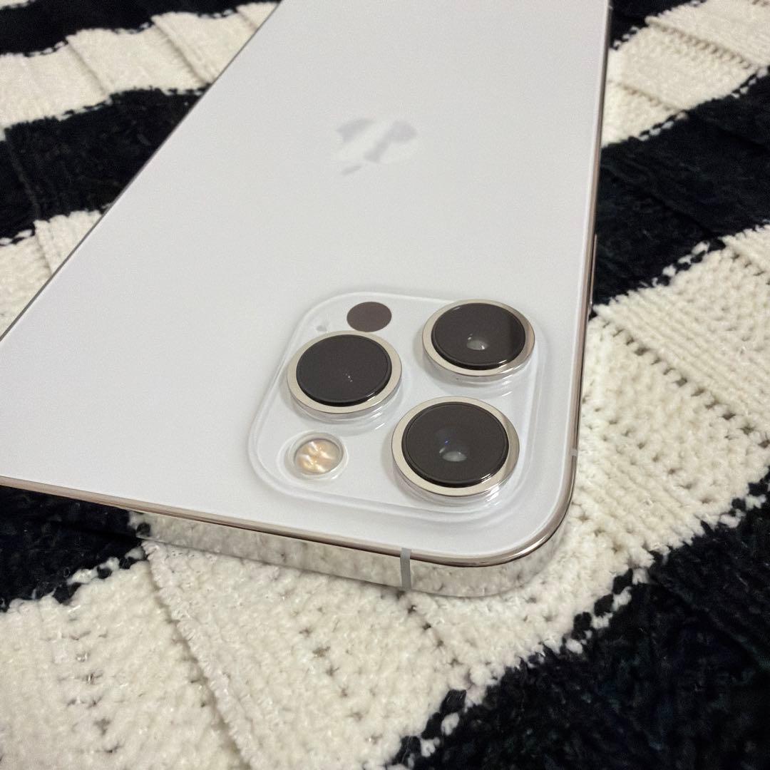 iPhone 12 pro MAX 本体