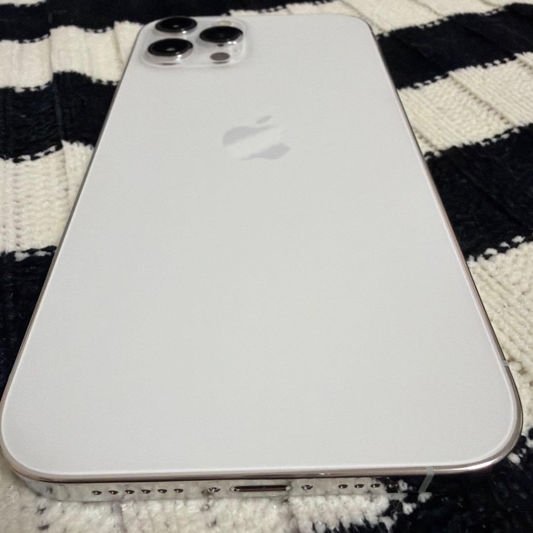 iPhone 12 pro MAX 本体