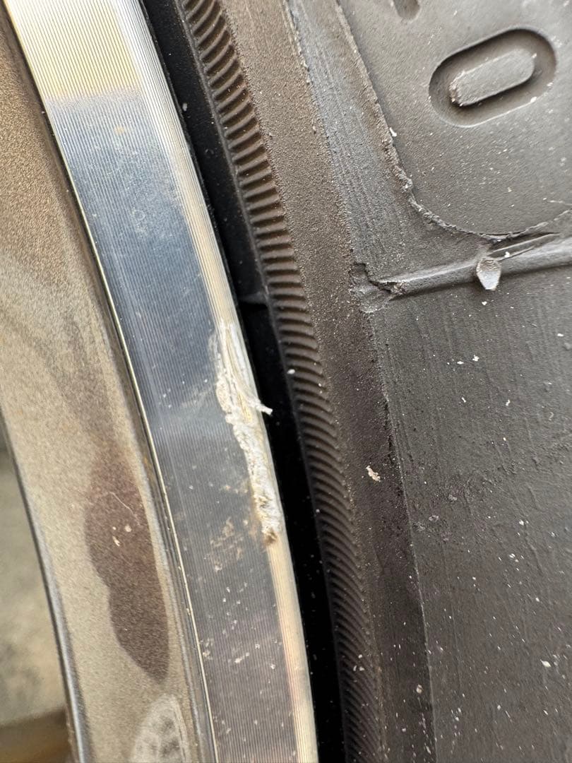 225/45R18 AMG w205の純正品