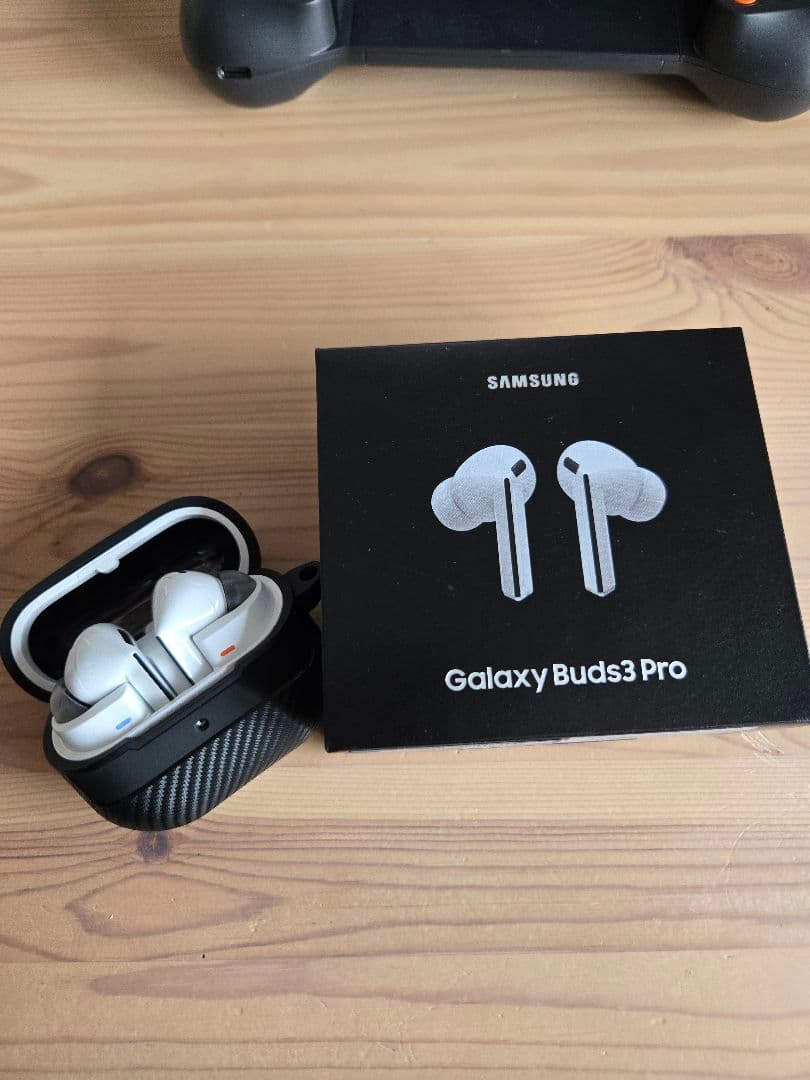 【ほぼ未商品】Galaxy Buds3 Pro ホワイト 充電ケース付き