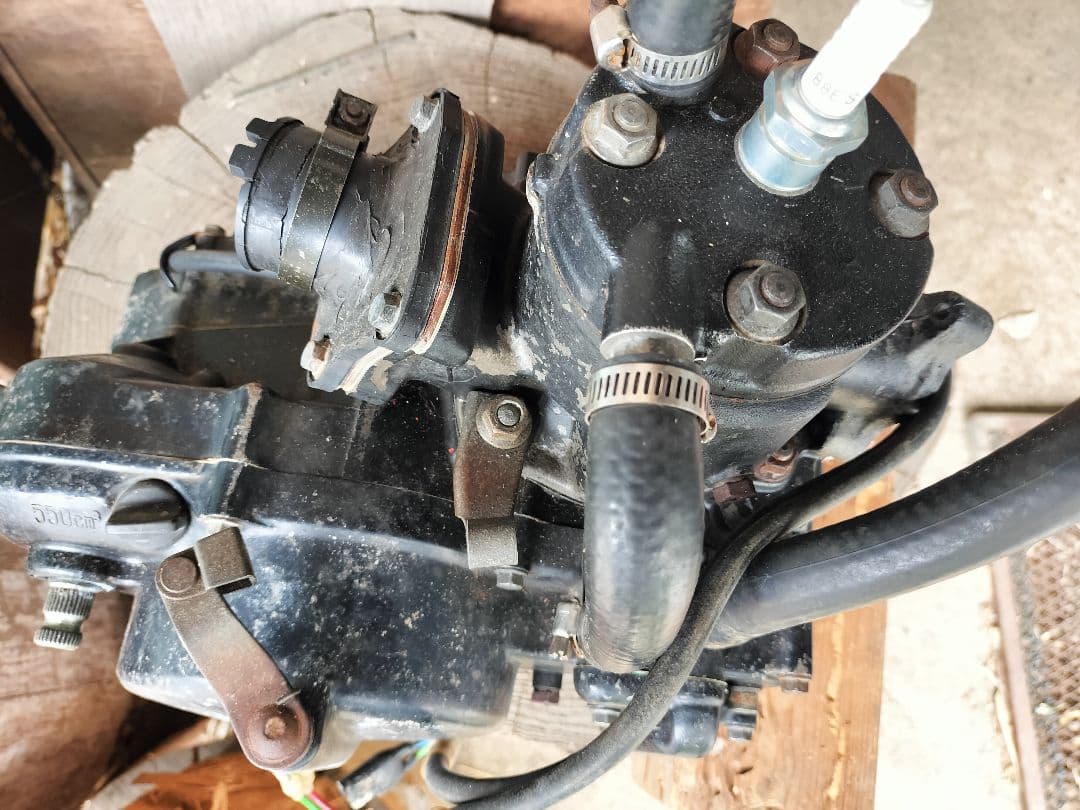 HE04E cr80 エンジン