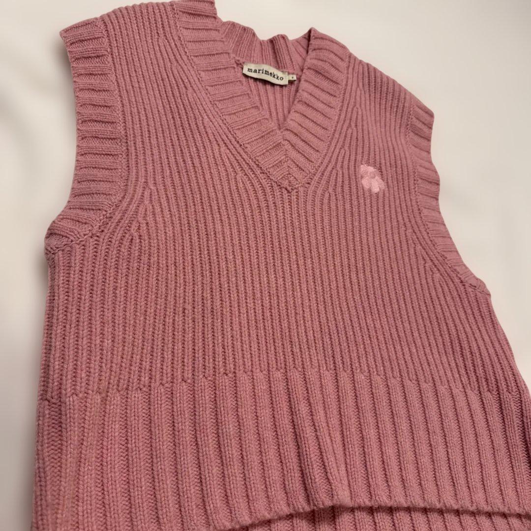 美品 22AW marimekko マリメッコ ピンク ニットベスト サイズM