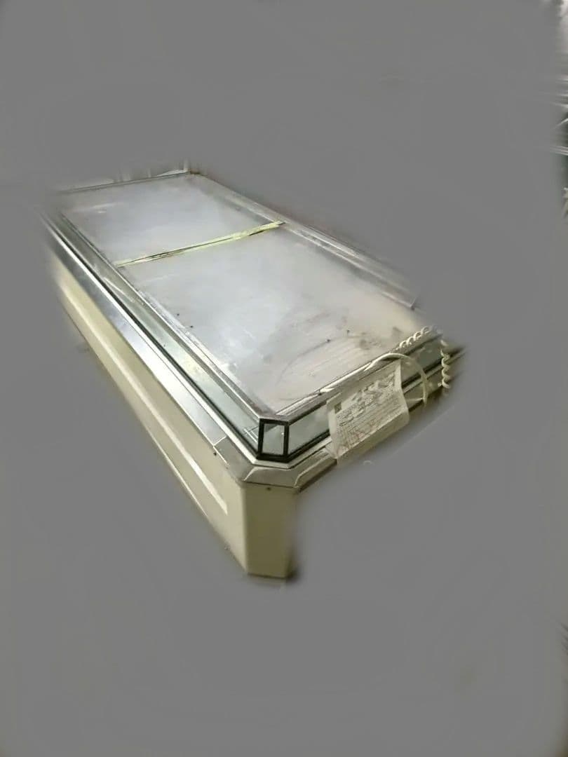 大型冷凍庫 フラットトップ ホワイト　冷凍庫