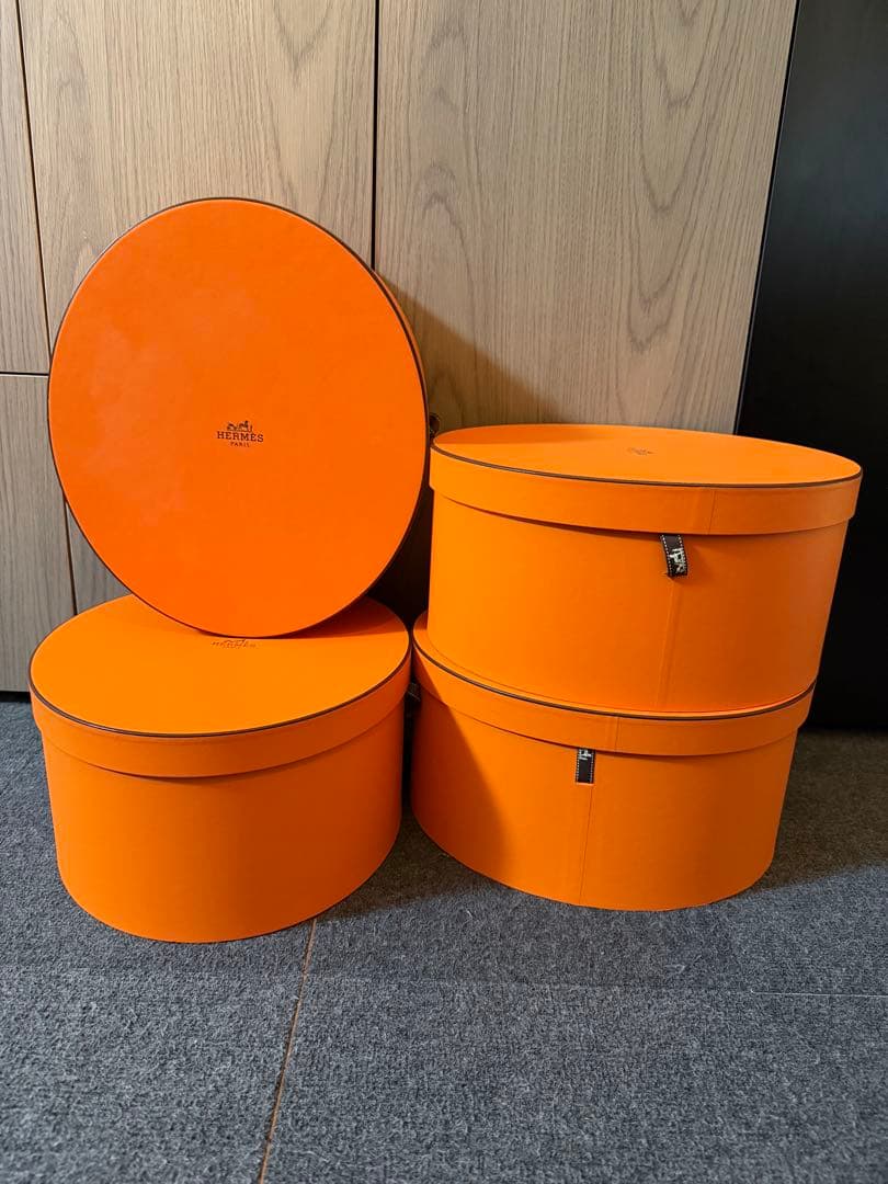 HERMES 帽子用　ギフトボックス　楕円形 空箱 エルメス 箱 4個セット