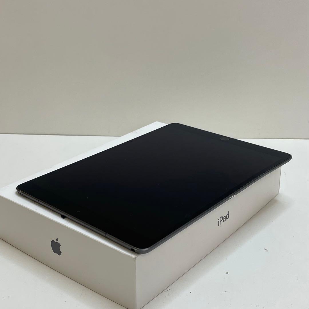 iPad Air 第3世代 64Gb Wi-Fi + Cellular 89%