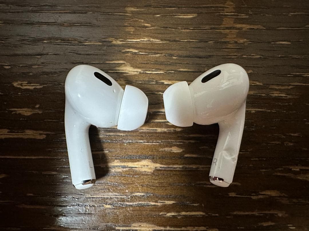 ろ*ん様 AirPods Pro 2 A3048 訳アリ