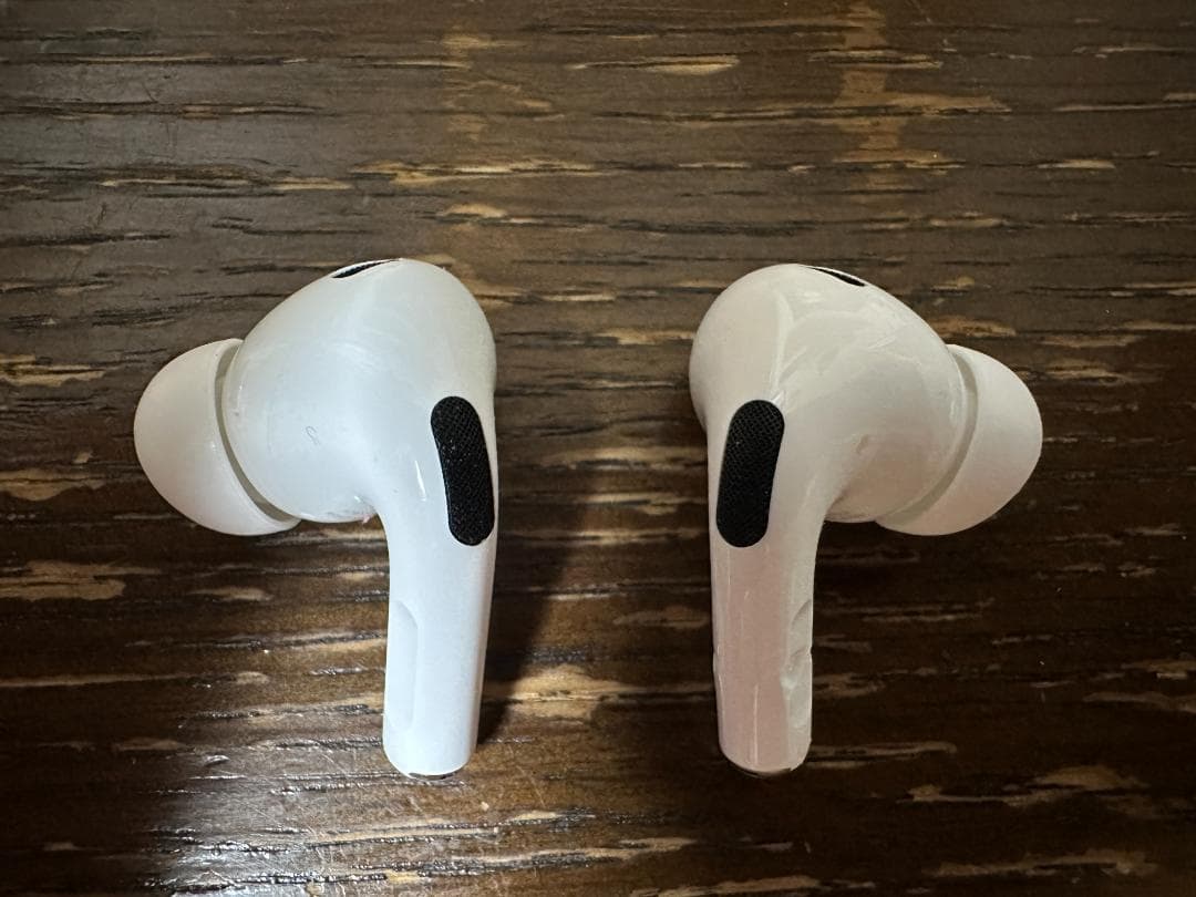 ろ*ん様 AirPods Pro 2 A3048 訳アリ