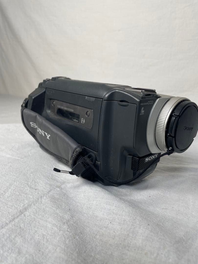 Sony Digital8 Handycam 100xズーム