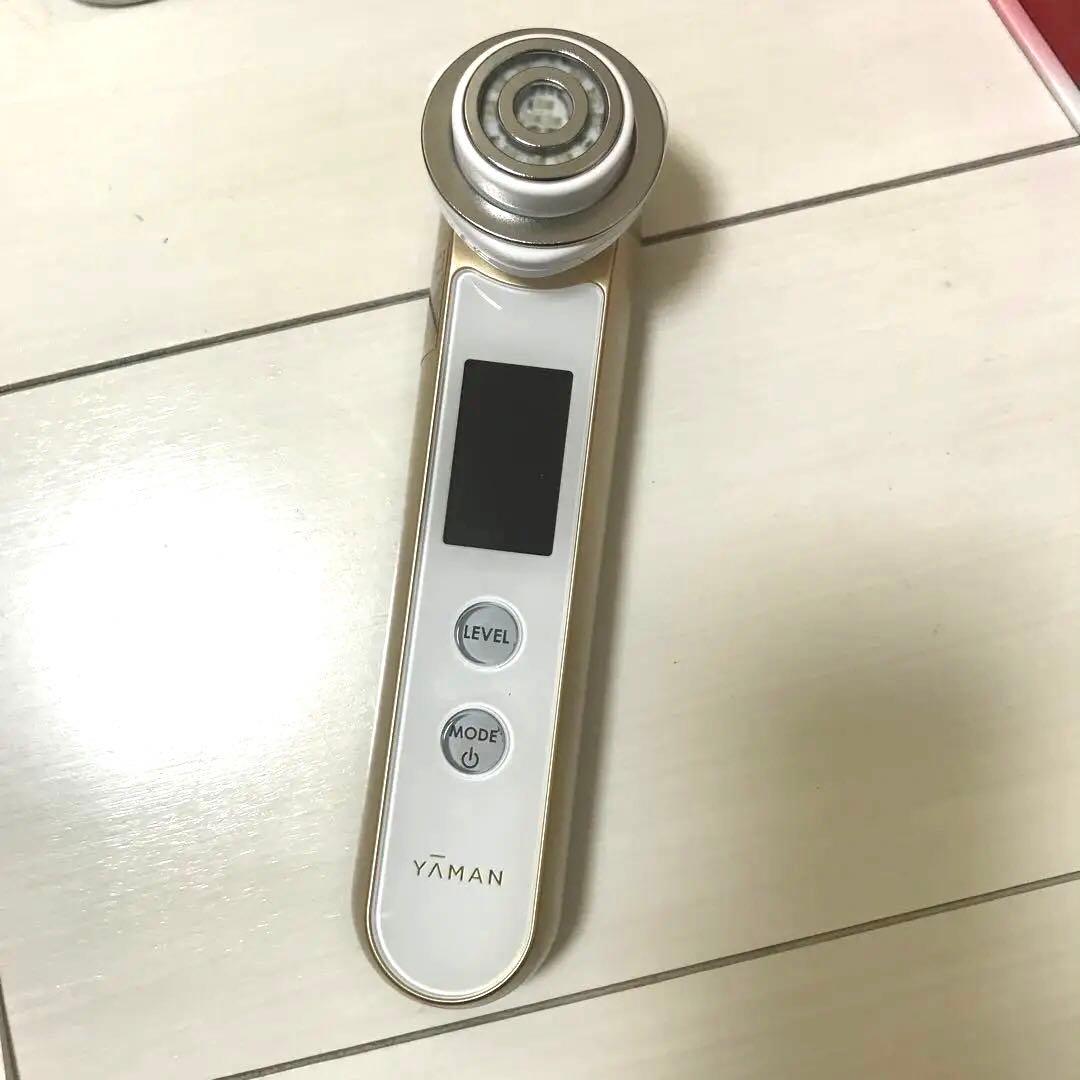 【美品】美顔器ヤーマンフォトプラス　HRF10TNRED