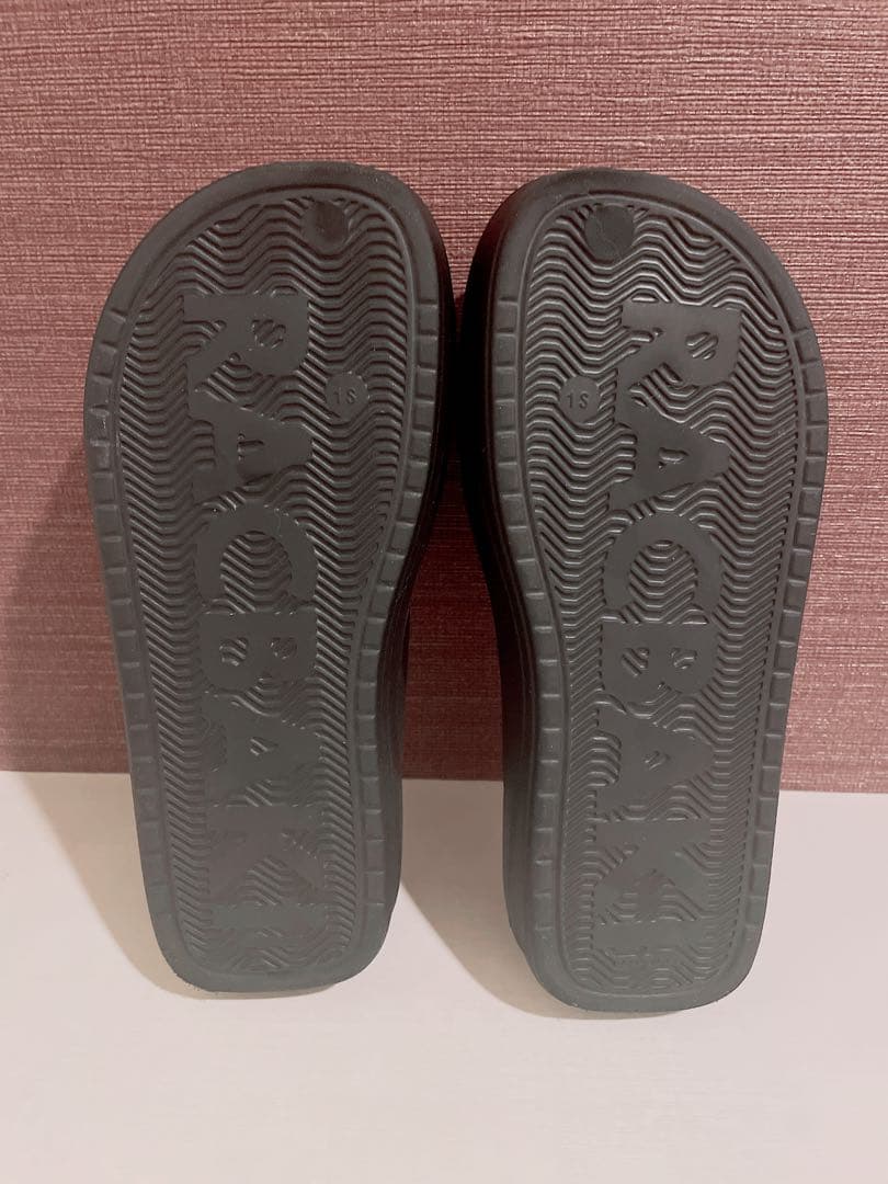 ラクバキRACBAKI ブラック イージーサンダル　S