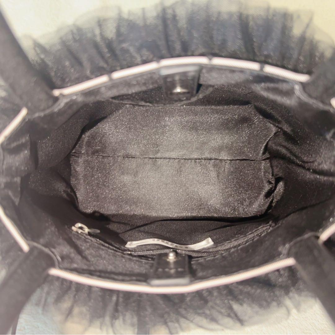 pium チュールフリルバッグ ブラック×ピンク