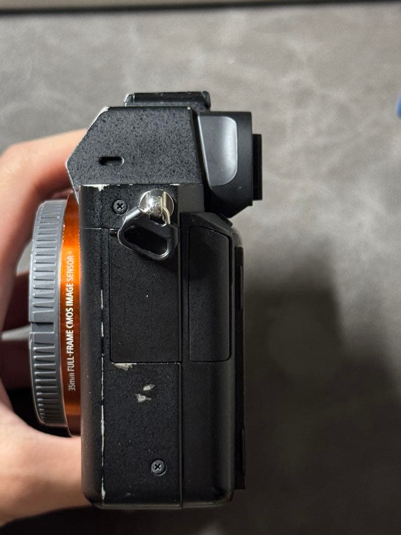 SONY α7 II ミラーレスカメラ 本体 ボディ/純正バッテリー2個付