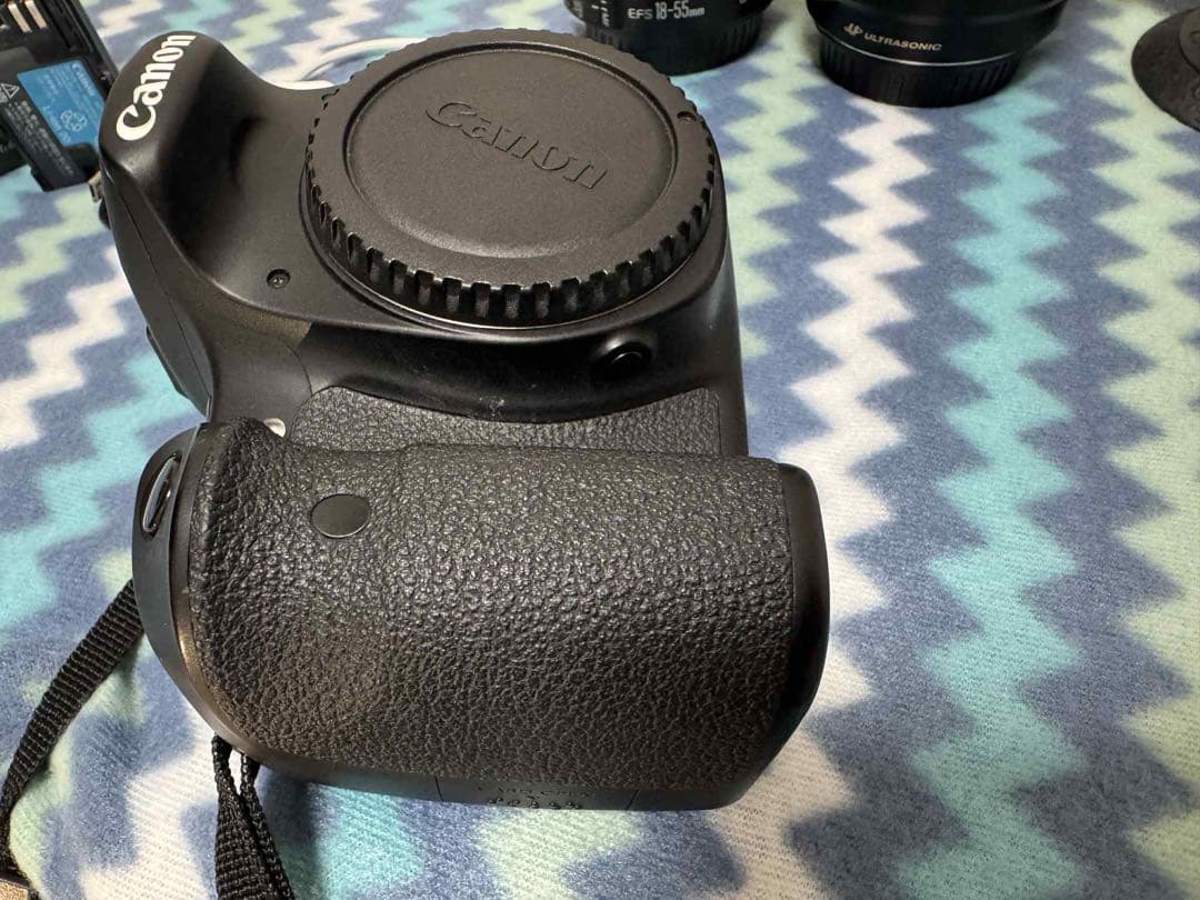 Canon 60D デジタル一眼レフカメラ EF-Sレンズ2本付き