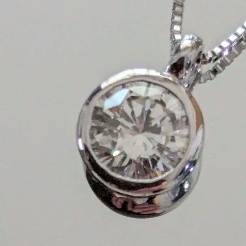 K18WG使用 1.076ct Ｄ SI1 EX HC天然ダイヤモンドネックレス
