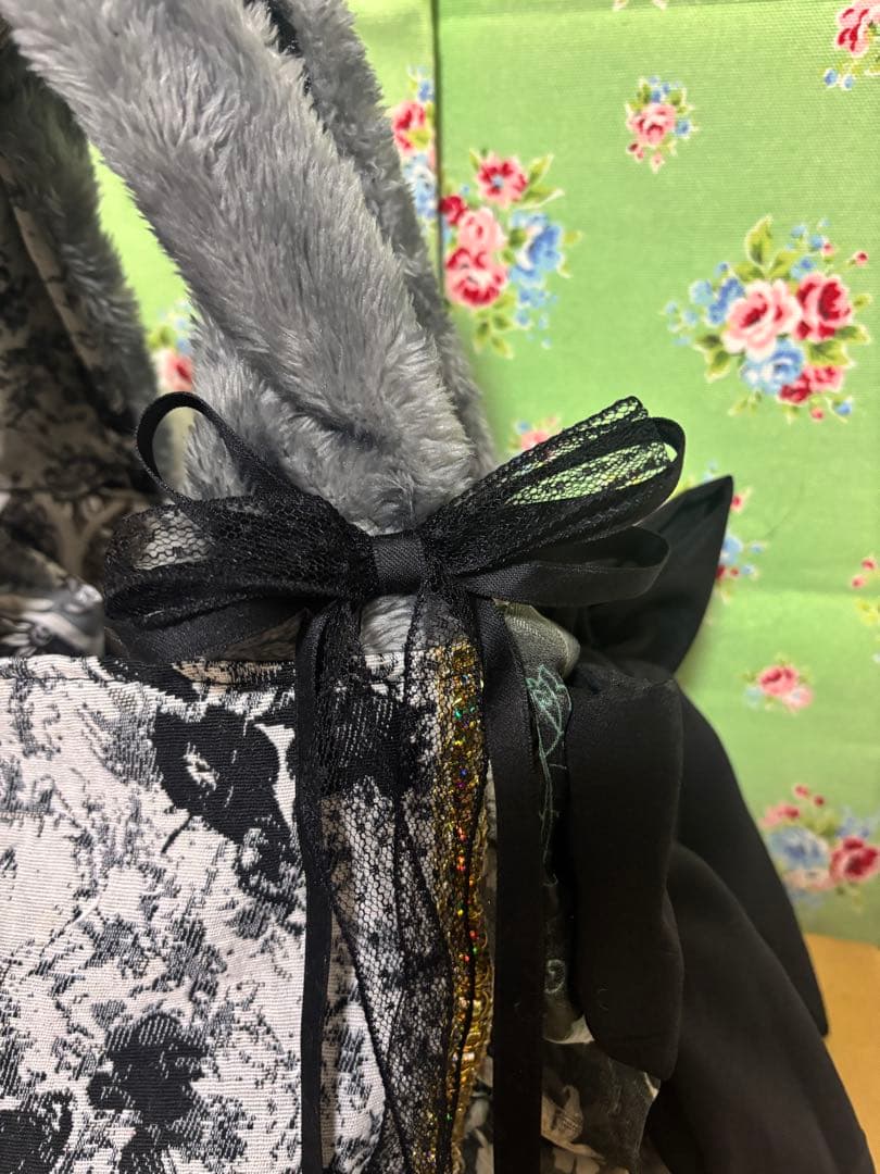 専用❤️コヤンイサムチョン　縫い付けぬいぐるみ付　ボア　 リボンにてマチ幅調節可