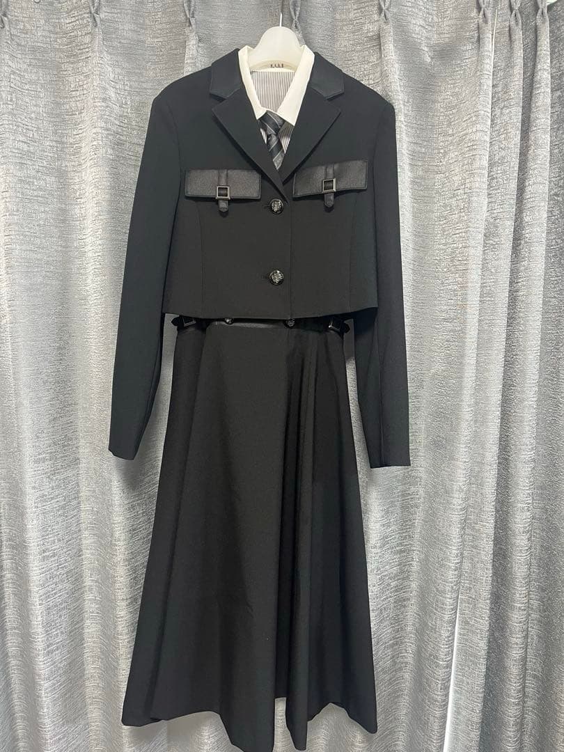 【165】卒服　女の子　ELLE en noir