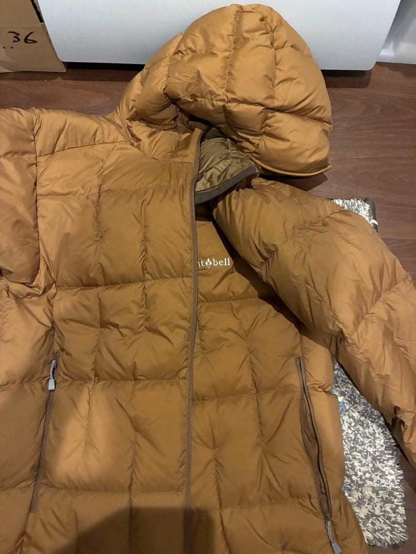 新品未使用mont-bellモンベル　ネージュダウンパーカ　XLサイズ