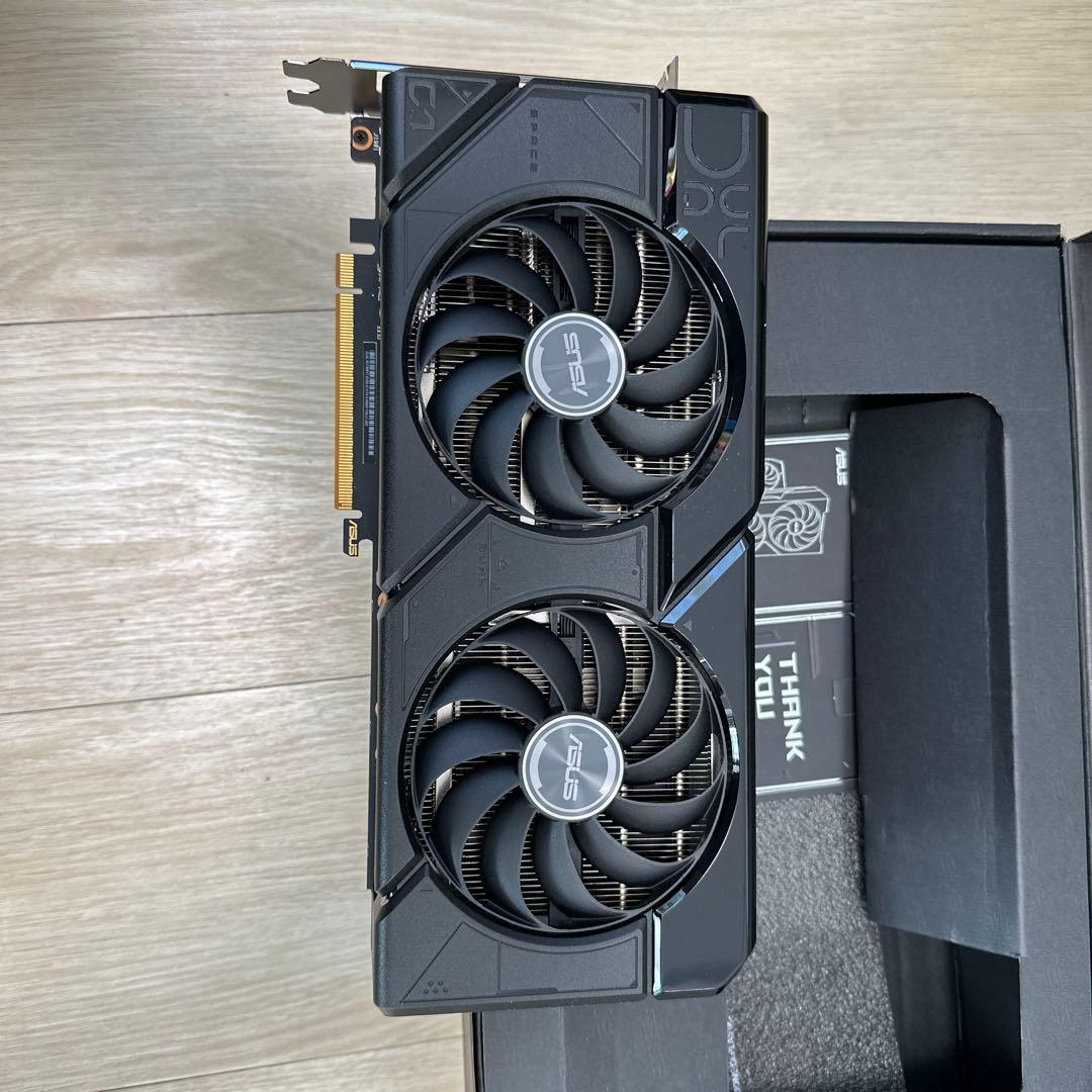 ASUS Radeon グラフィックボード 本体 7800XT