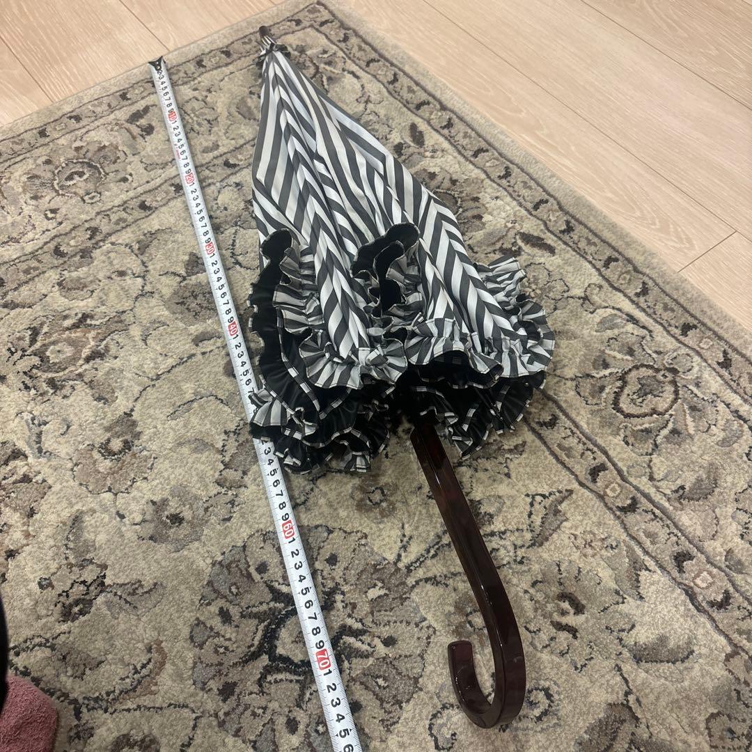 レア　サンバリア100 ドームフリル白黒ストライプ　茶手元