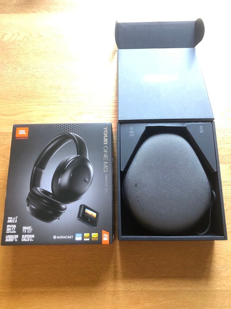 ⚫︎美品⚫︎ JBL TOUR ONE M3 ワイヤレスヘッドホン　ノイズキャンセル