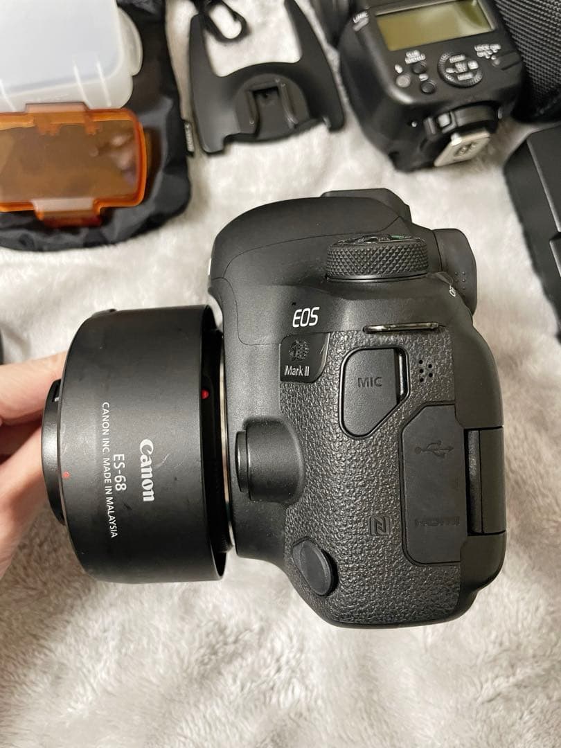 デジタルカメラ Canon EOS 6D Mark2